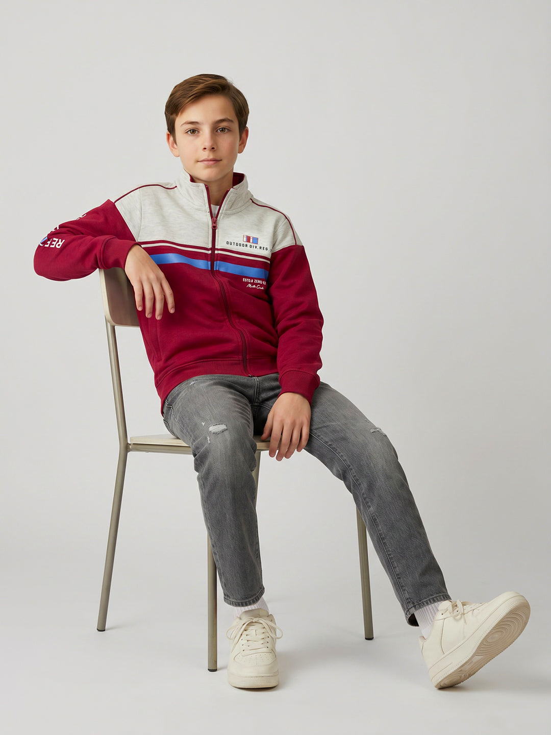 Boys Maroon Printed Turtle Neck Full Sleeve Sweatshirt