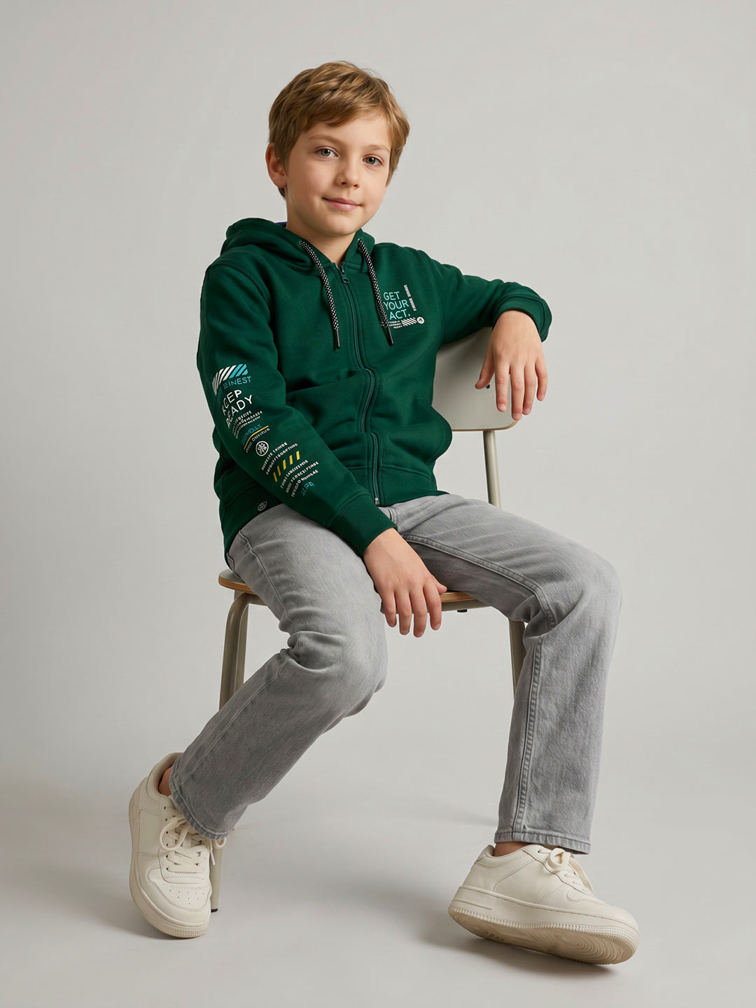 Boys Green Printed Hooded Full Sleeve Sweatshirt