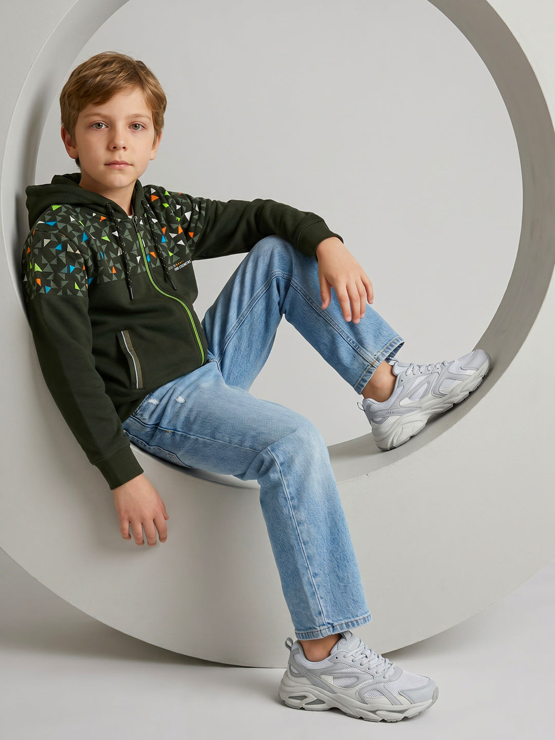 Boys Olive Geometric Hooded Full Sleeve Sweatshirt
