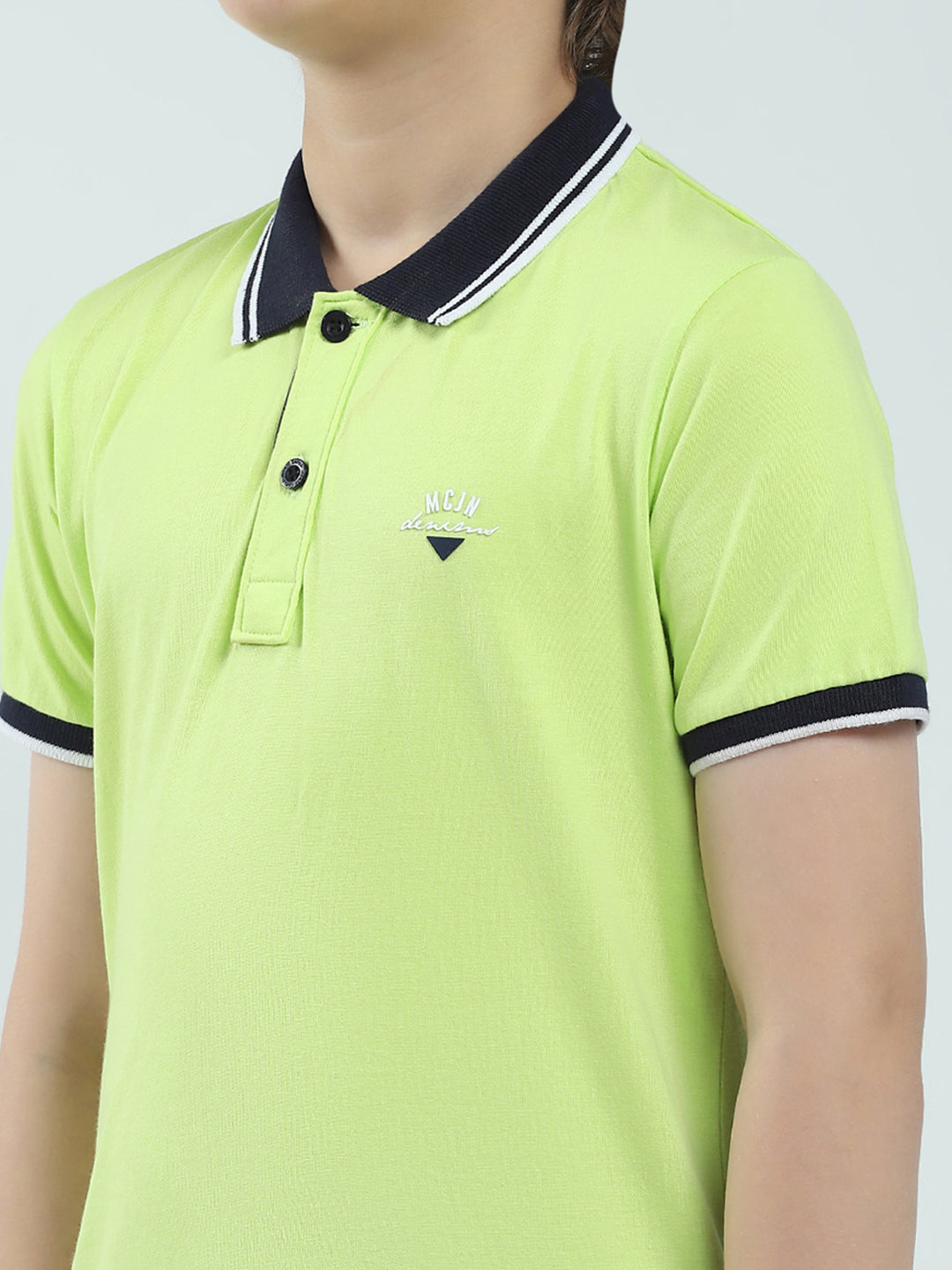 Boys Green Solid Collar Half Sleeve T-Shirt