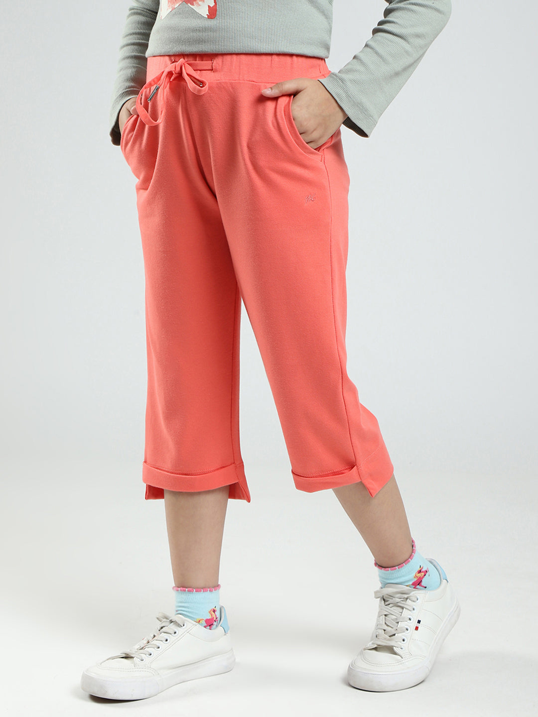 Girls Coral Solid Regular Fit Capri