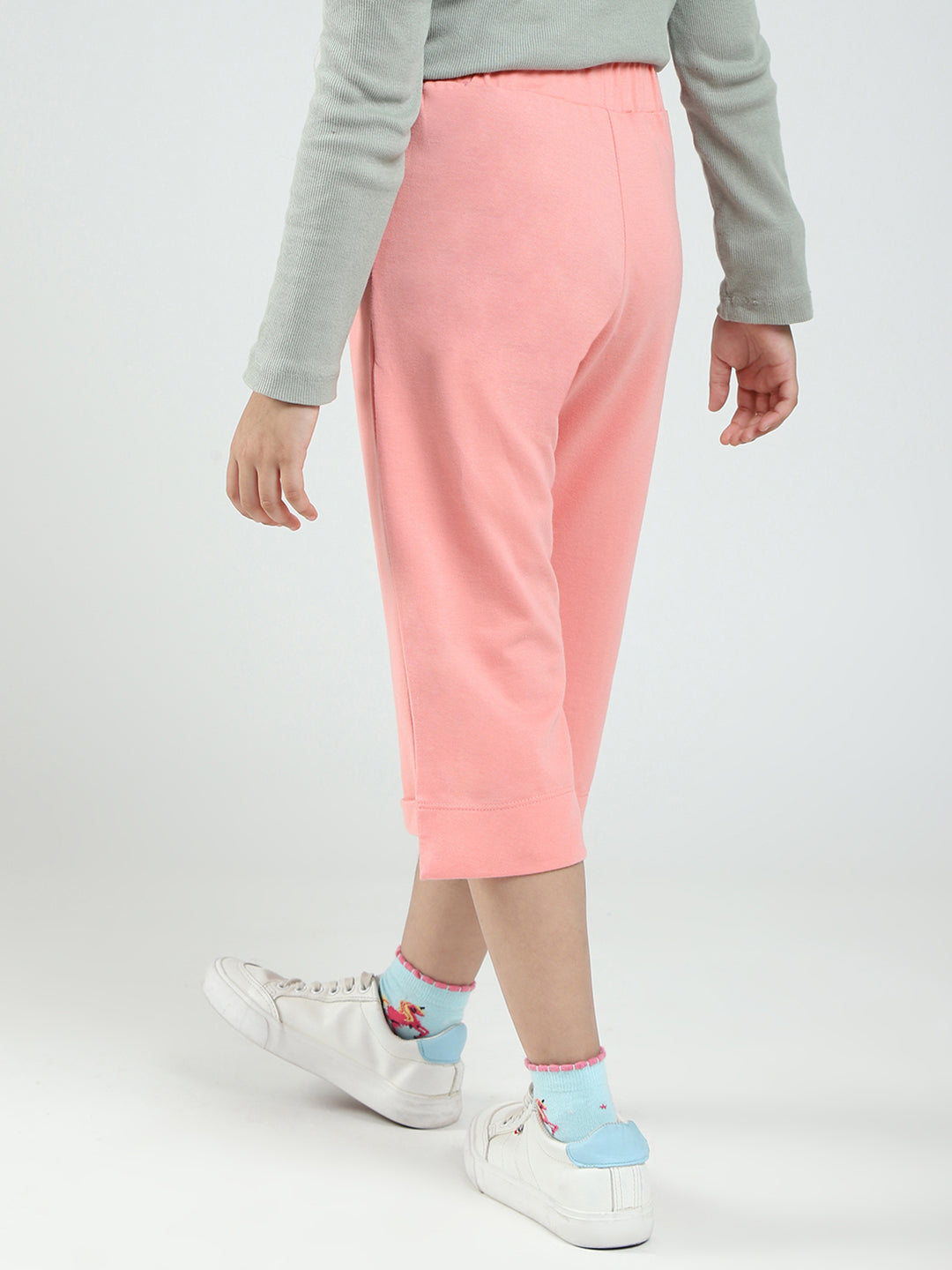 Girls Peach Solid Regular Fit Capri