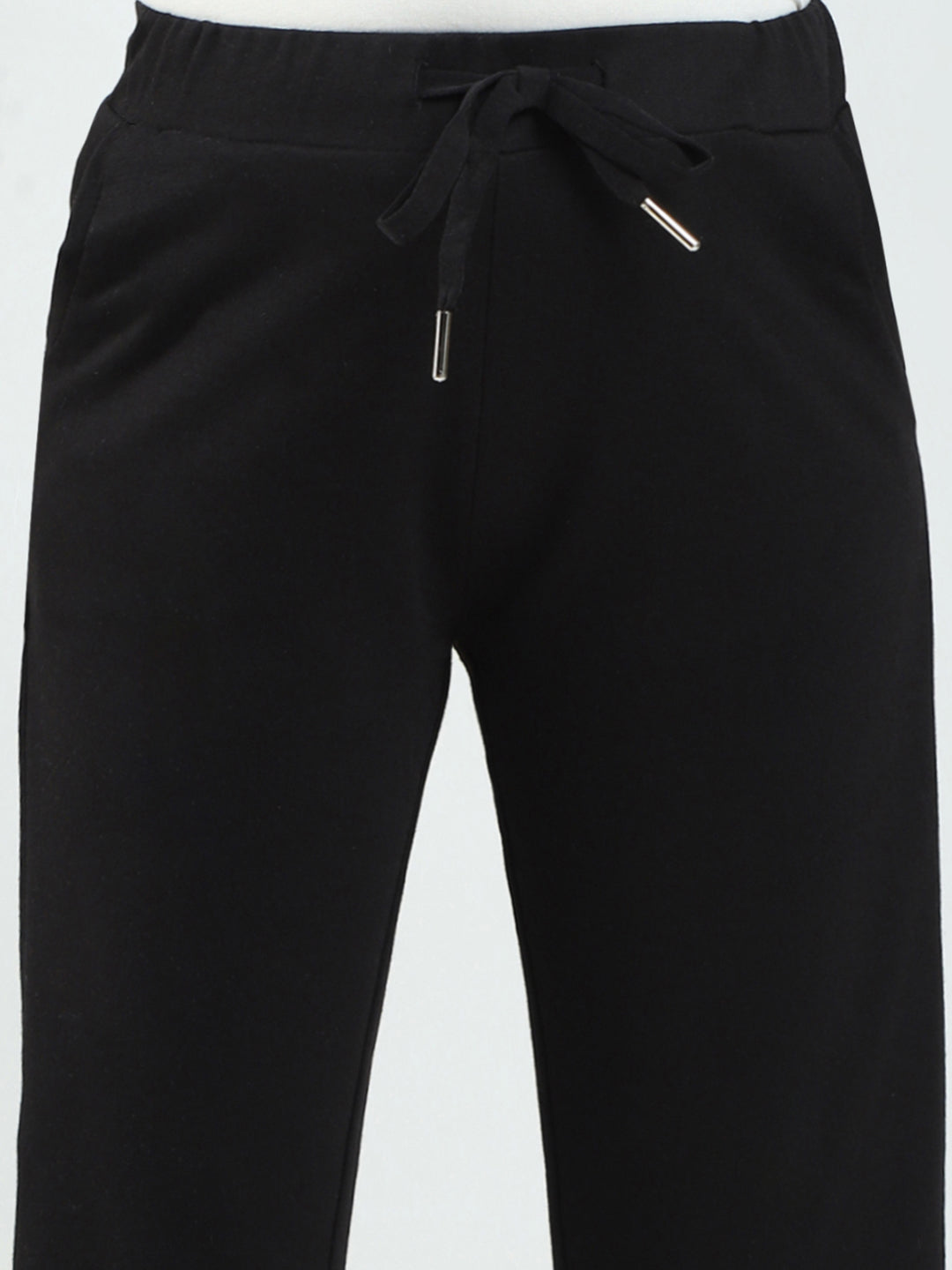 Girls Black Solid Regular Fit Capri