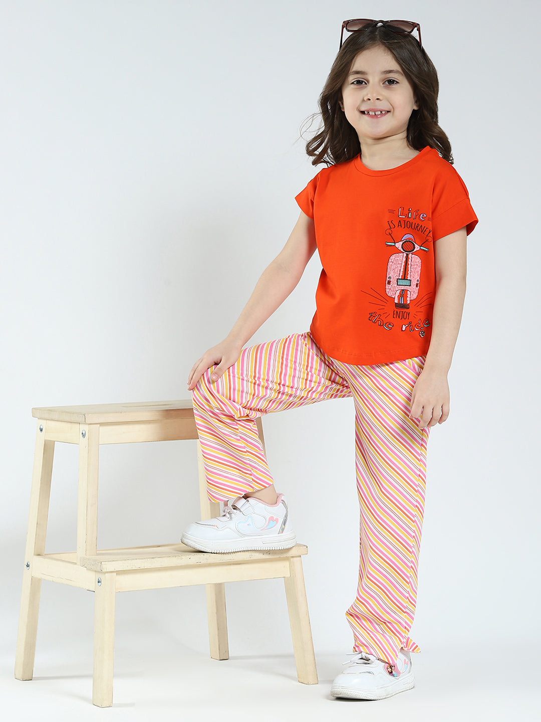 Girls Orange Printed Round Neck Half Sleeve Lower Set