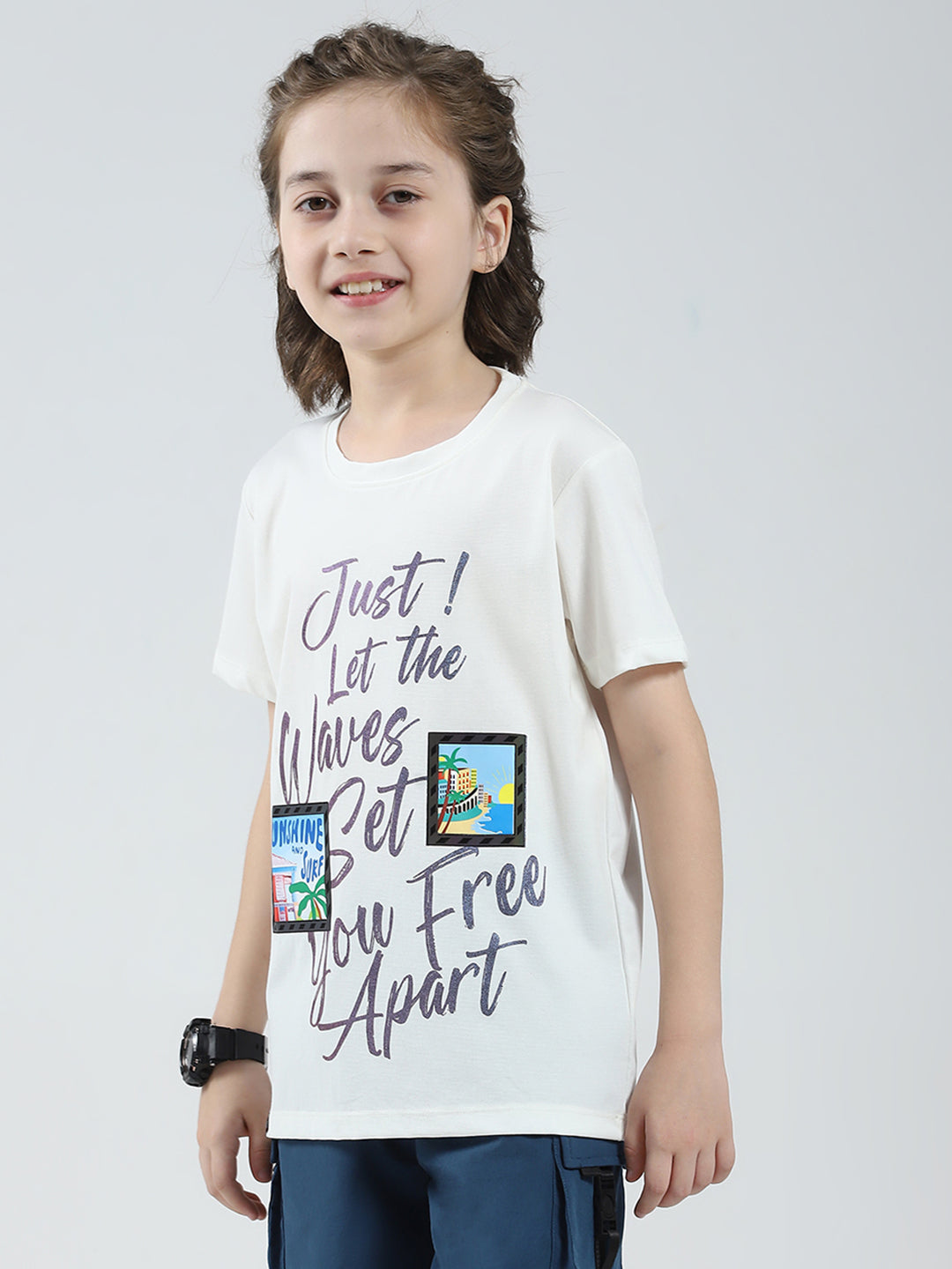 Boys White Printed Round Neck Half Sleeve T-Shirt