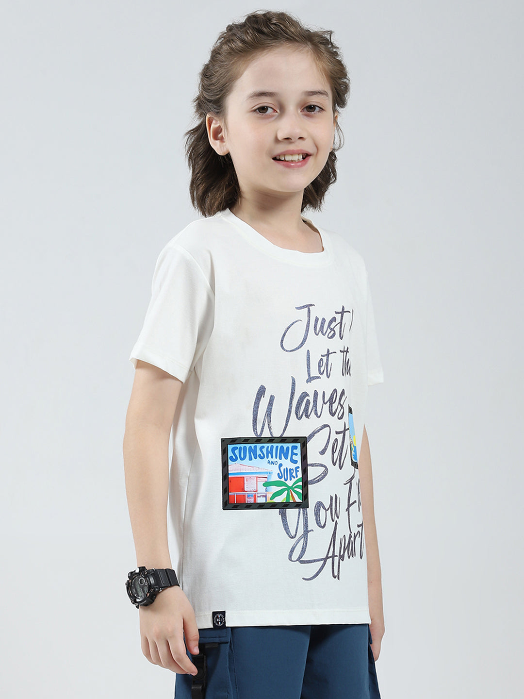 Boys White Printed Round Neck Half Sleeve T-Shirt