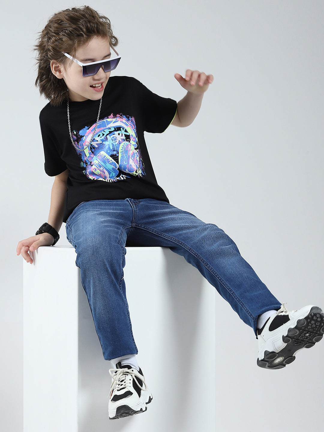 Boys Black Printed Round Neck Half Sleeve T-Shirt
