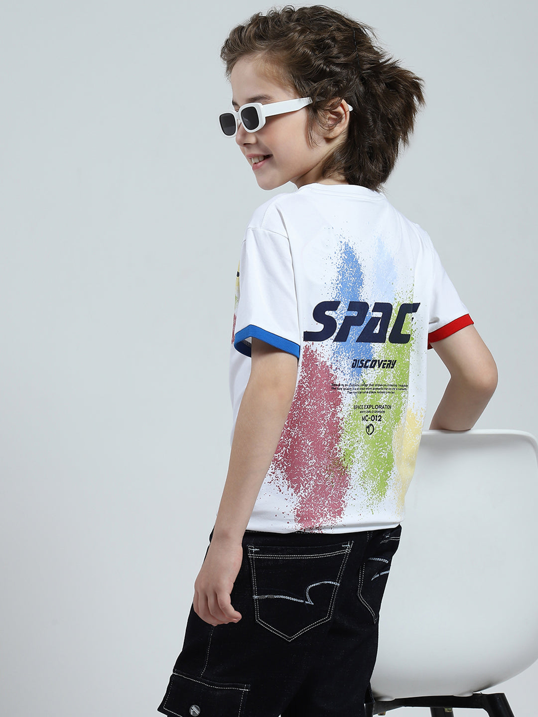 Boys White Printed Round Neck Half Sleeve T-Shirt