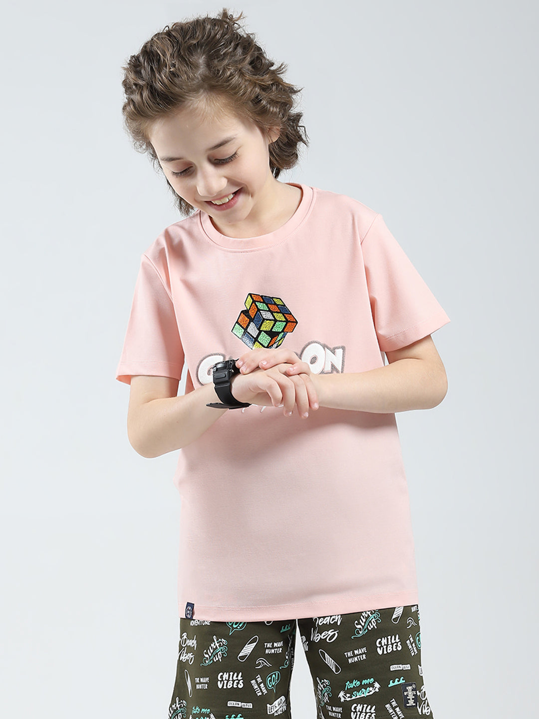 Boys Peach Printed Round Neck Half Sleeve T-Shirt