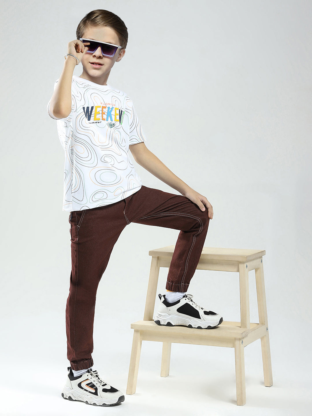 Boys White Printed Round Neck Half Sleeve T-Shirt