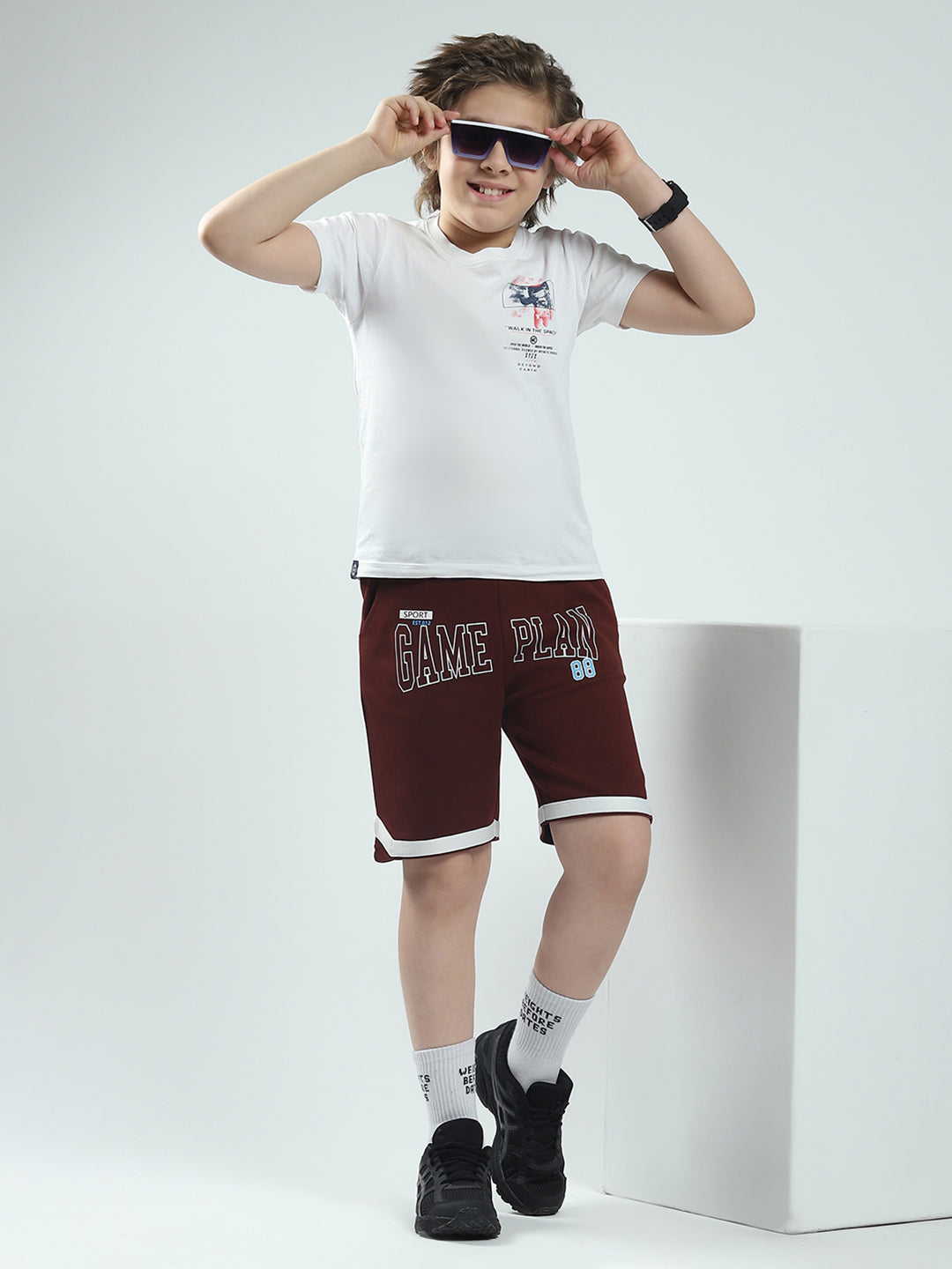 Boys Maroon Printed Regular Fit Bermuda