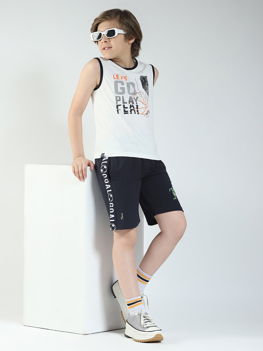 Boys Navy Blue Printed Regular Fit Bermuda