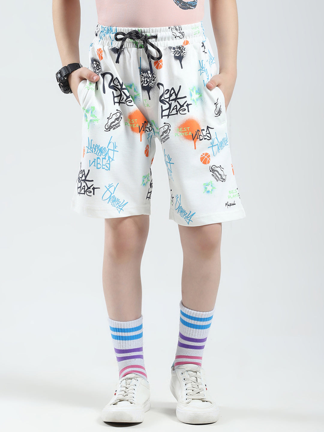 Boys White Printed Regular Fit Bermuda