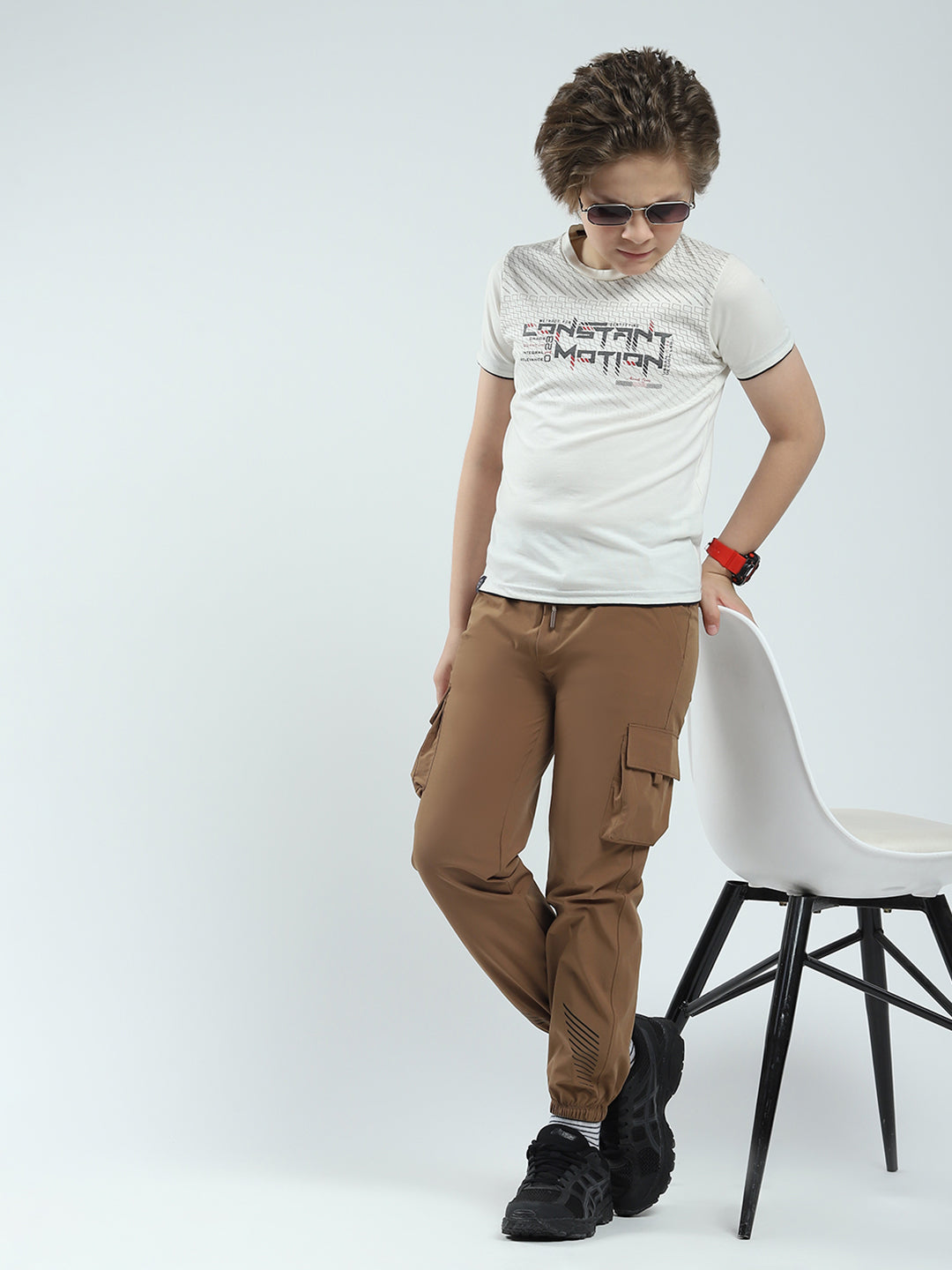 Boys Brown Solid Regular Fit Lower