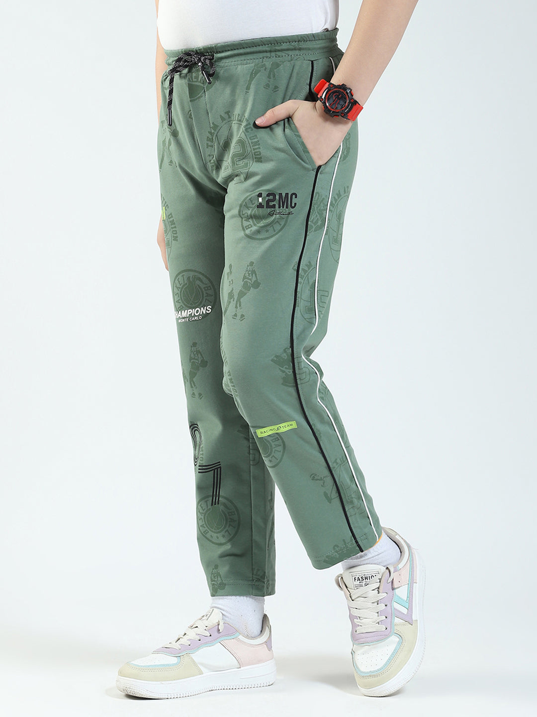 Boys Olive Printed Regular Fit Lower