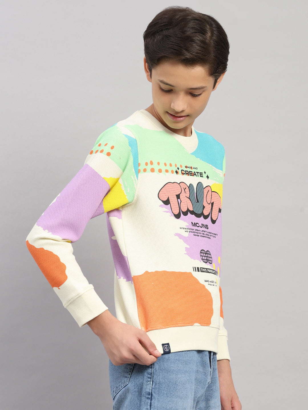Boys Off White Printed Round Neck Full Sleeve Sweatshirt