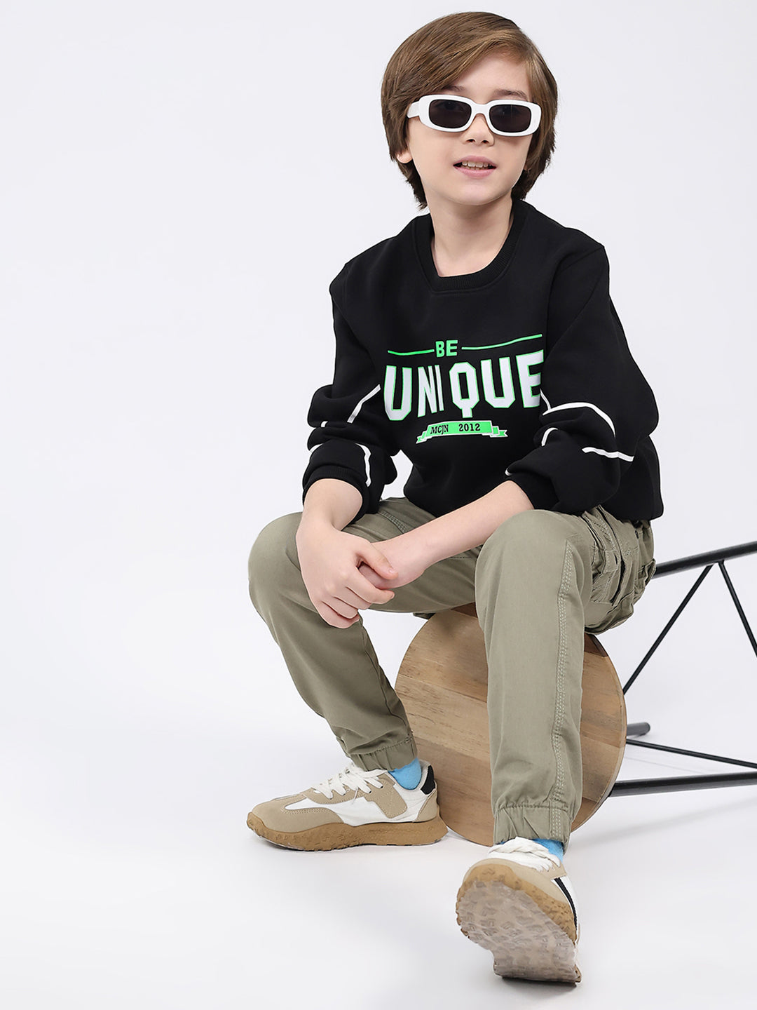 Boys Black Printed Round Neck Full Sleeve Sweatshirt