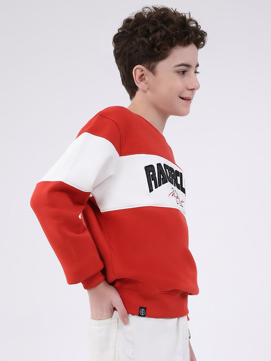 Boys Red Printed Round Neck Full Sleeve Sweatshirt