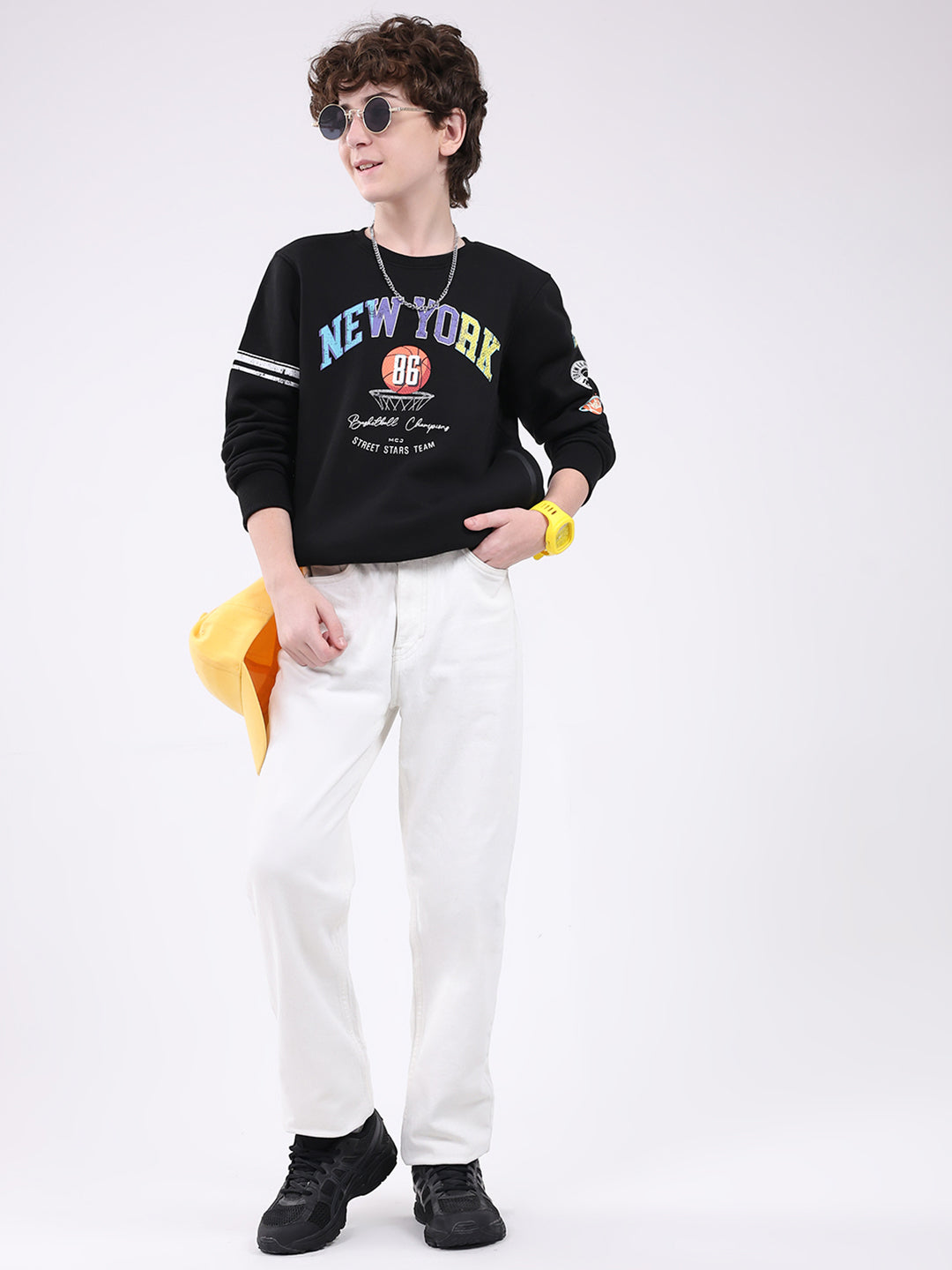 Boys Black Printed Round Neck Full Sleeve Sweatshirt