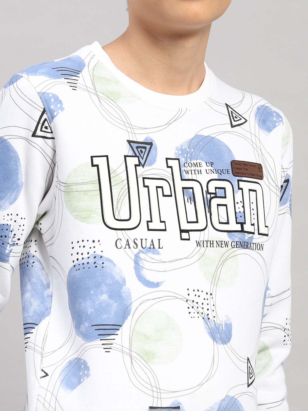 Boys White Printed Round Neck Full Sleeve Sweatshirt