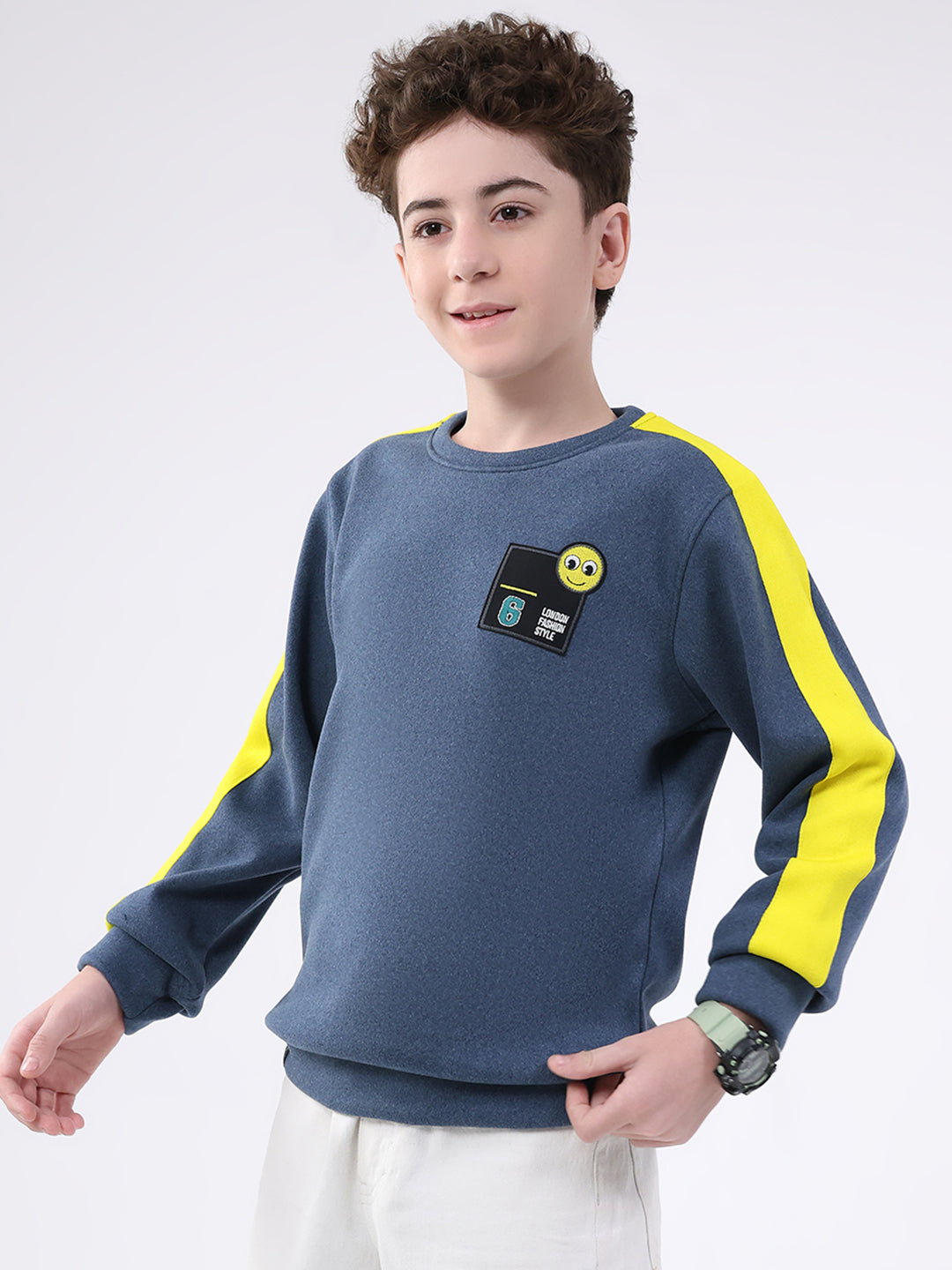 Boys Blue Solid Round Neck Full Sleeve Sweatshirt