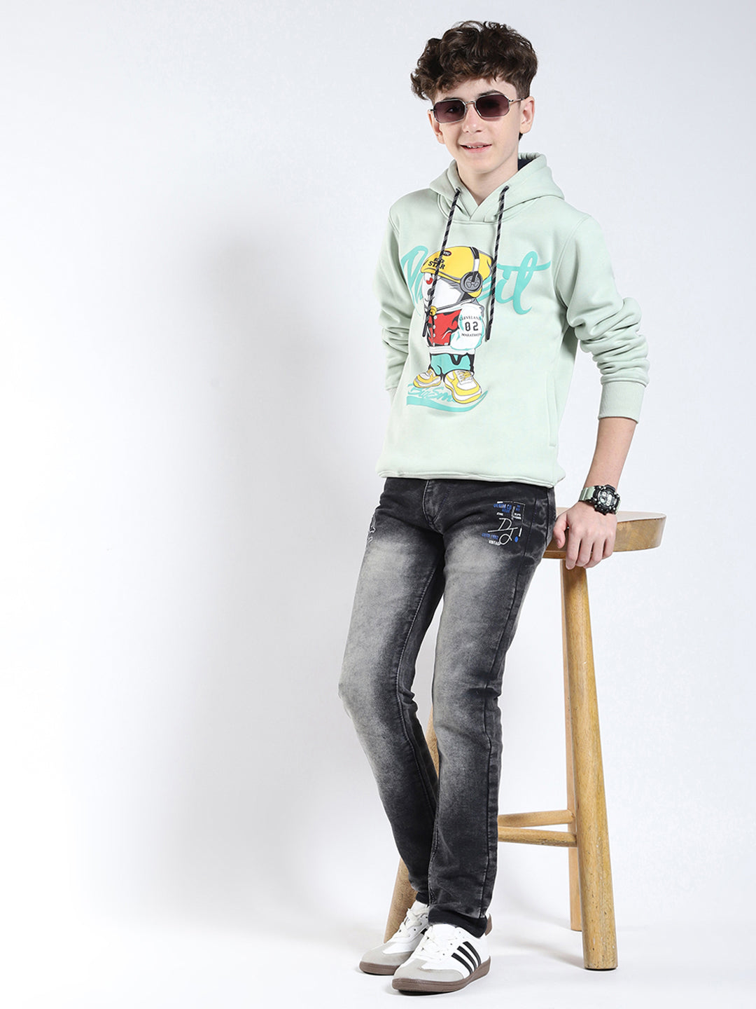 Boys Green Printed Round Neck Full Sleeve Sweatshirt