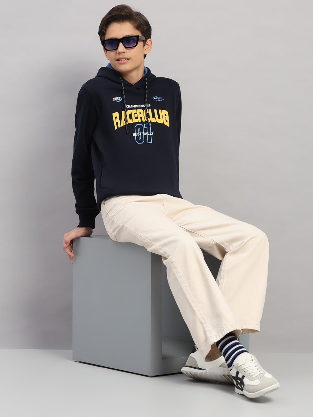 Boys Navy Blue Printed Round Neck Full Sleeve Sweatshirt