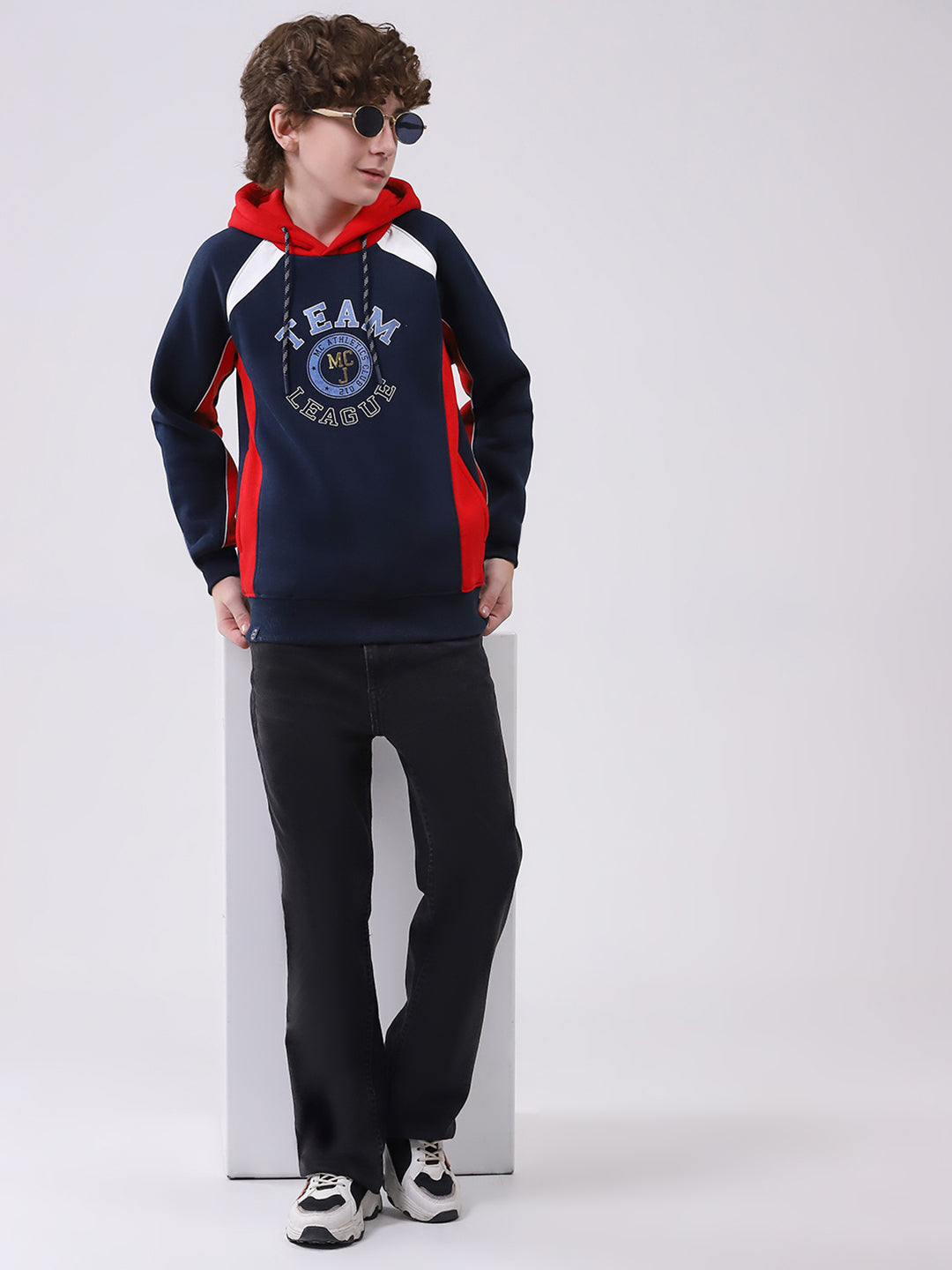 Boys Navy Blue Printed Hooded Full Sleeve Sweatshirt