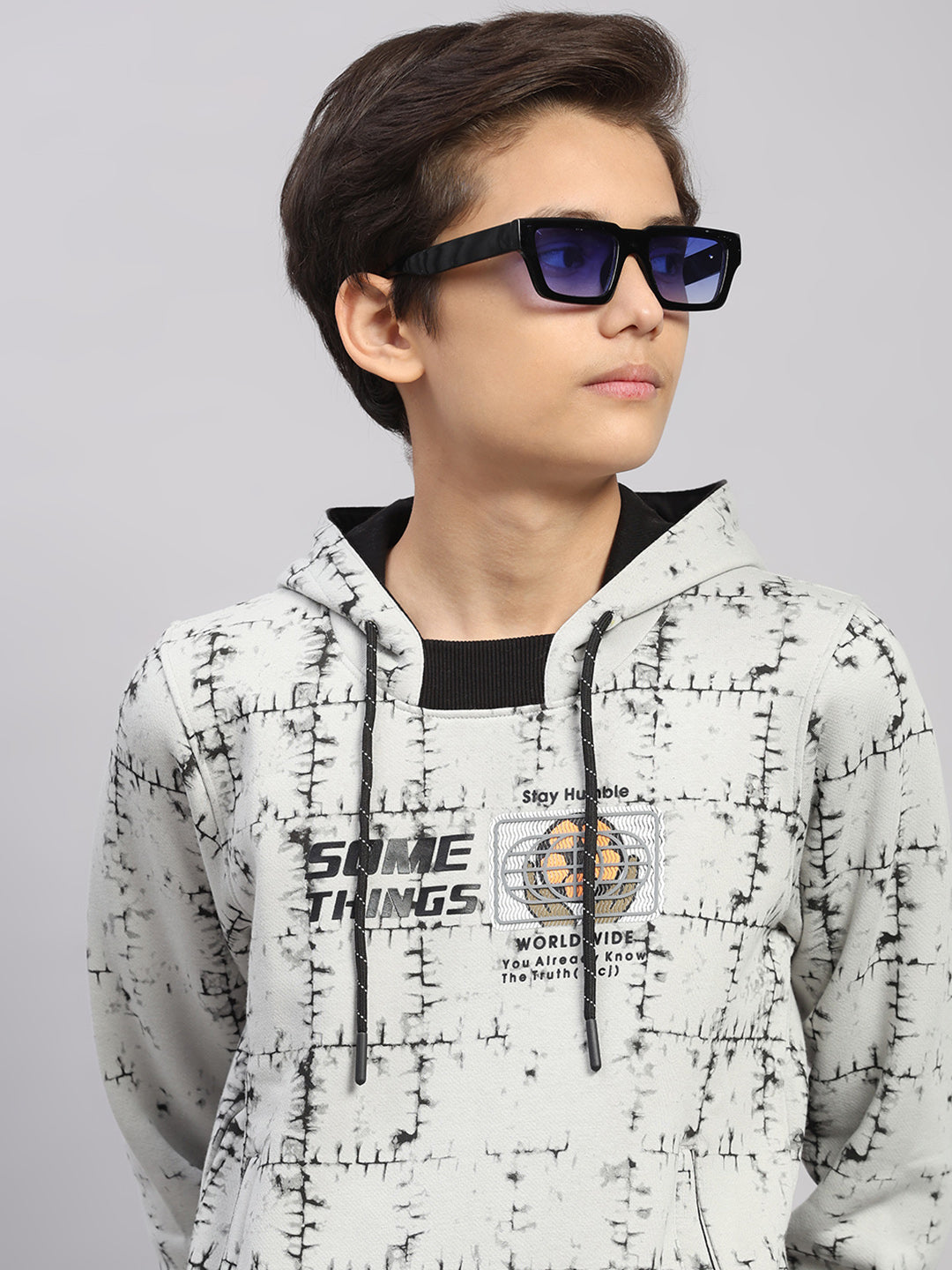 Boys Grey Printed Round Neck Full Sleeve Sweatshirt