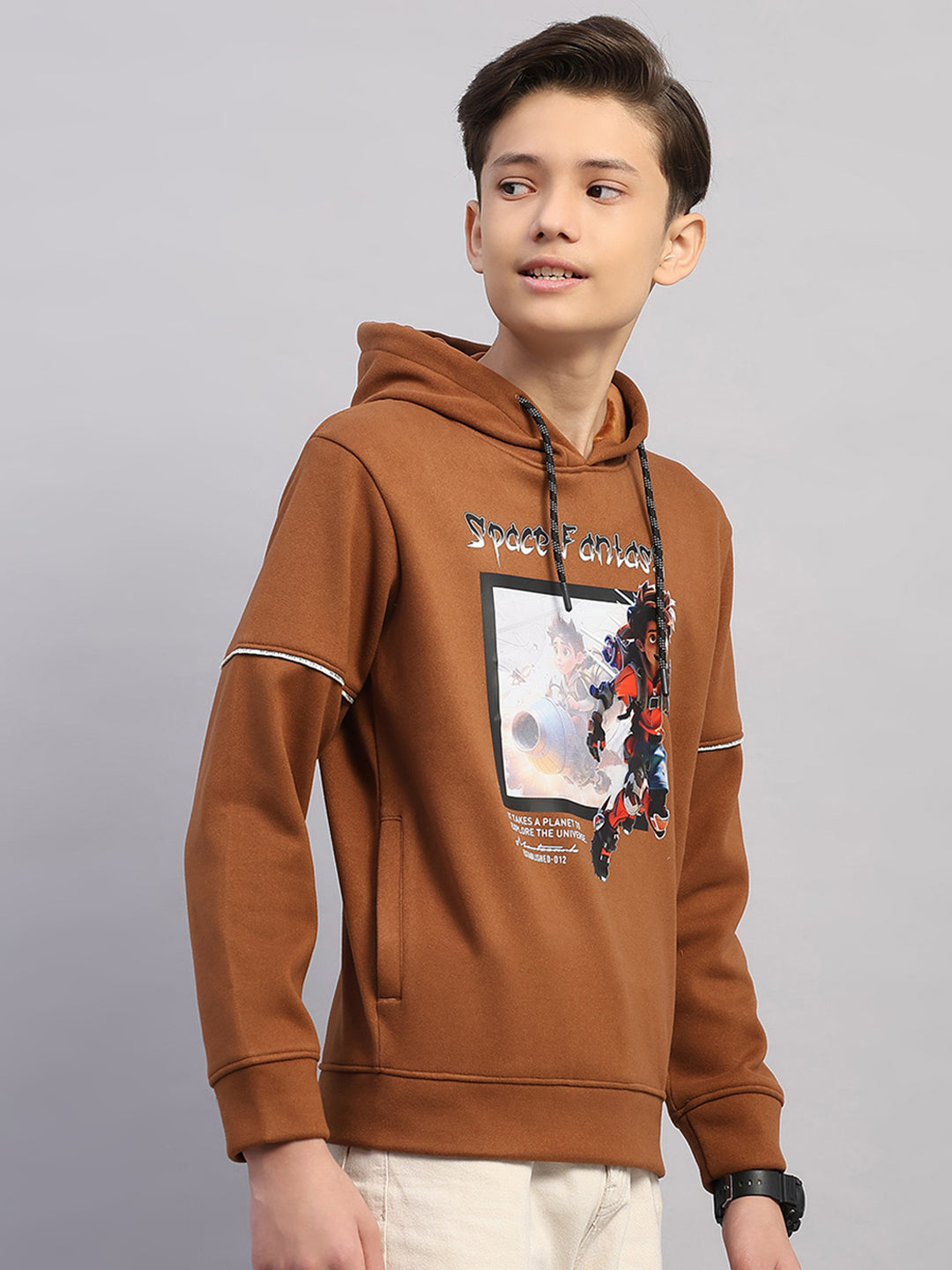 Boys Brown Printed Round Neck Full Sleeve Sweatshirt