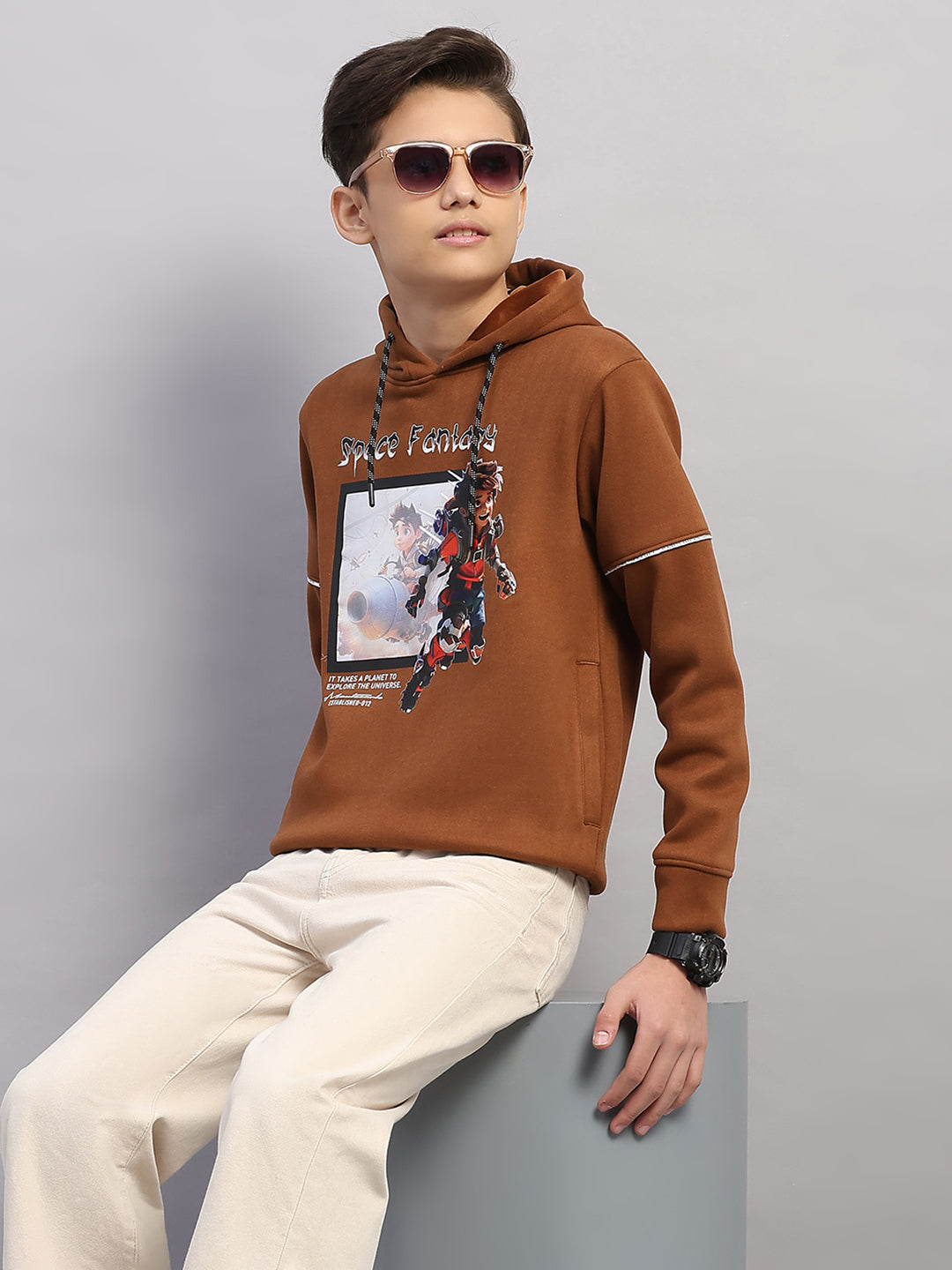Boys Brown Printed Round Neck Full Sleeve Sweatshirt