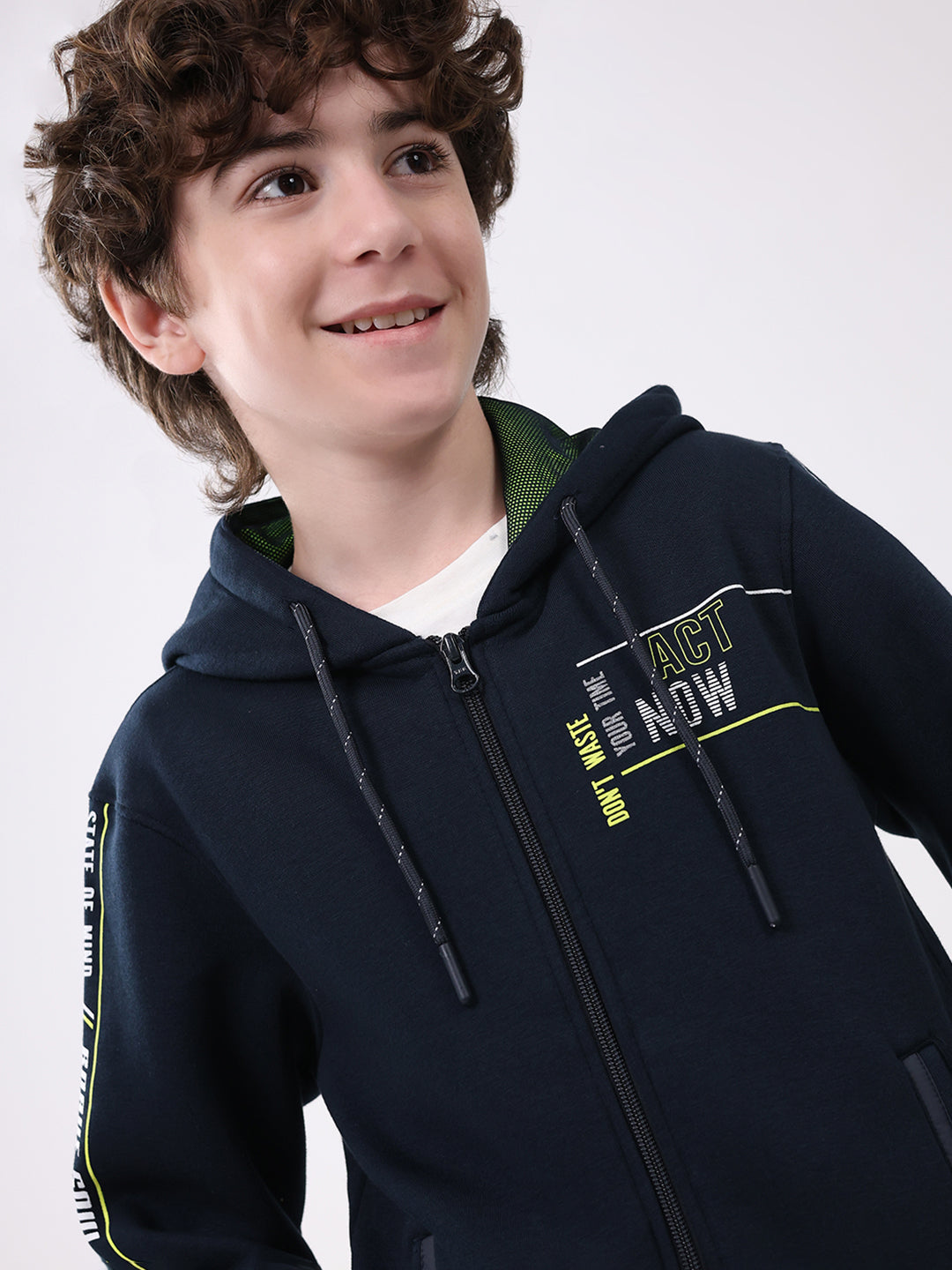 Boys Navy Blue Printed Hooded Full Sleeve Sweatshirt