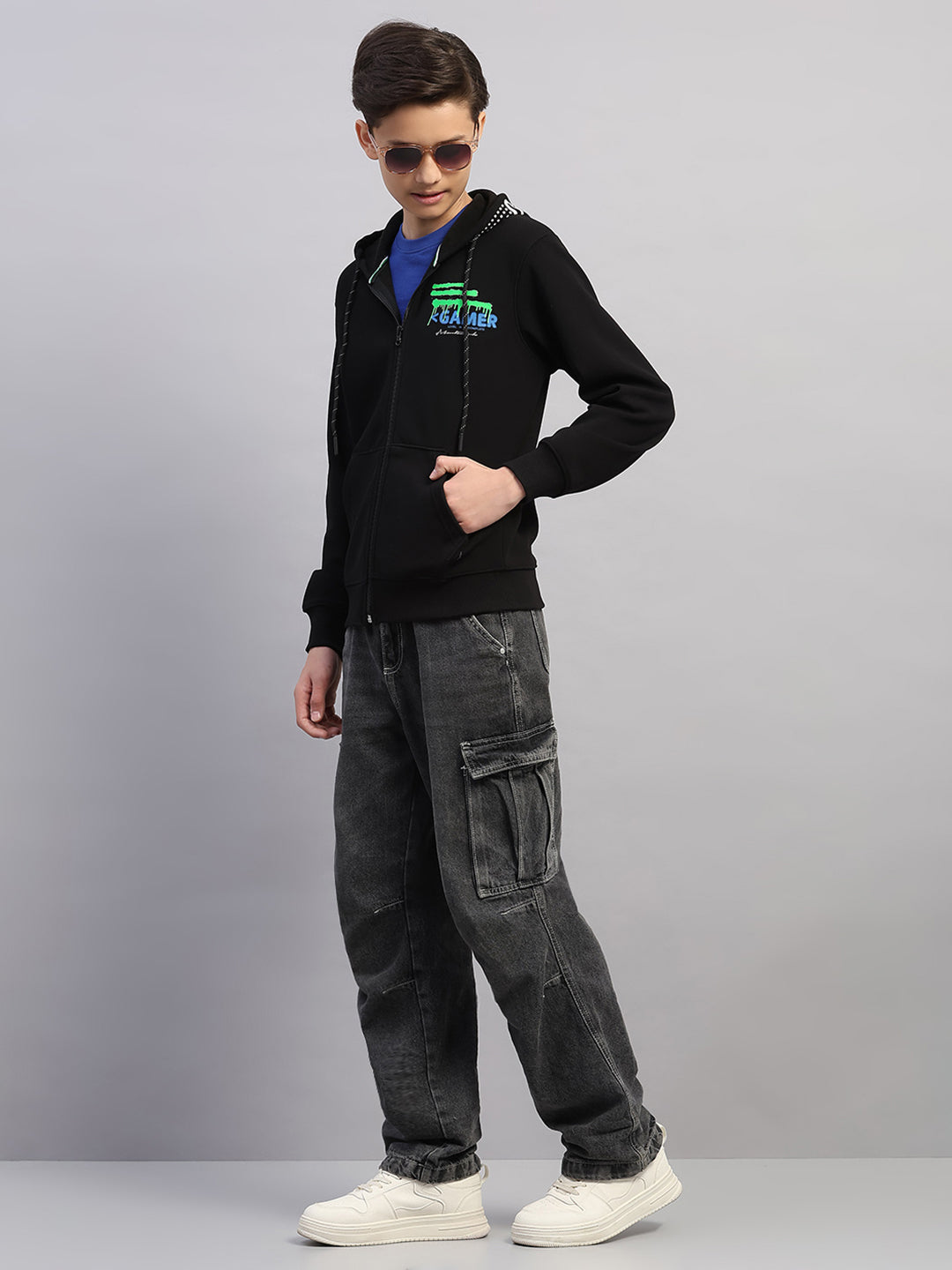 Boys Black Printed Hooded Full Sleeve Sweatshirt