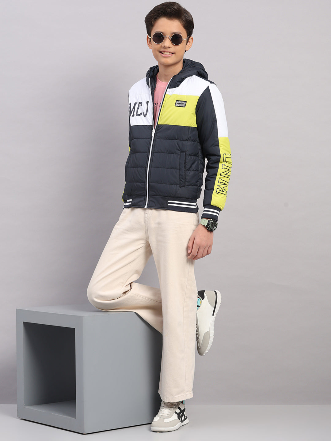 Boys Navy Blue Printed Hooded Full Sleeve Jacket