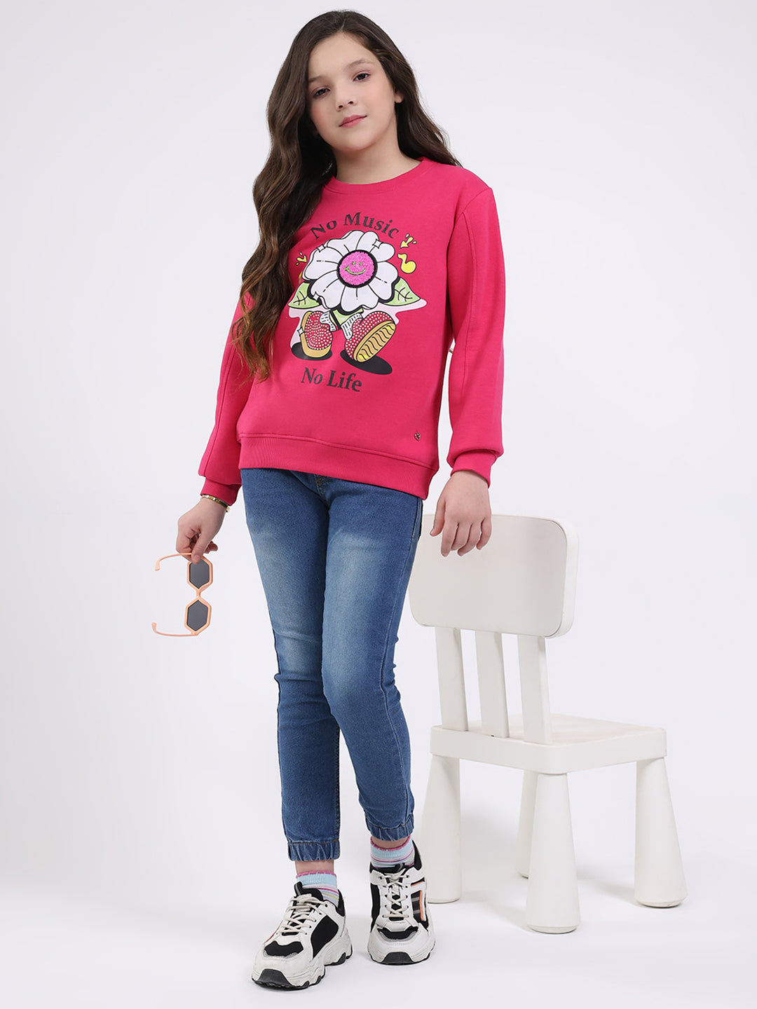 Girls Magenta Printed Round Neck Full Sleeve Sweatshirt