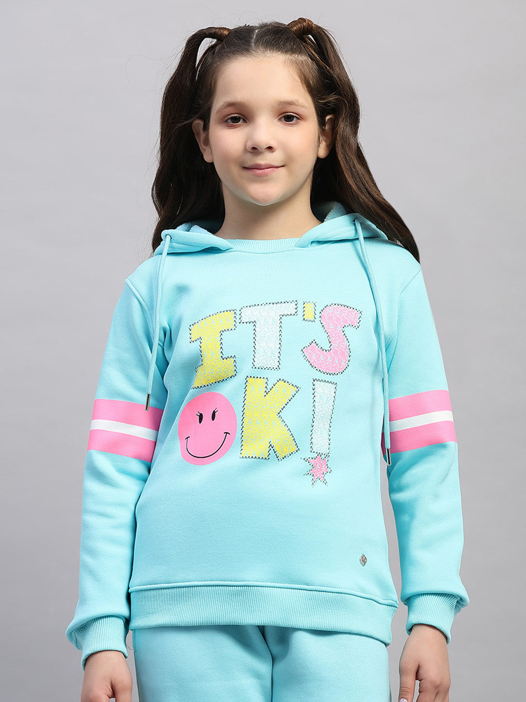 Girls Blue Printed Hooded Full Sleeve Sweatshirt