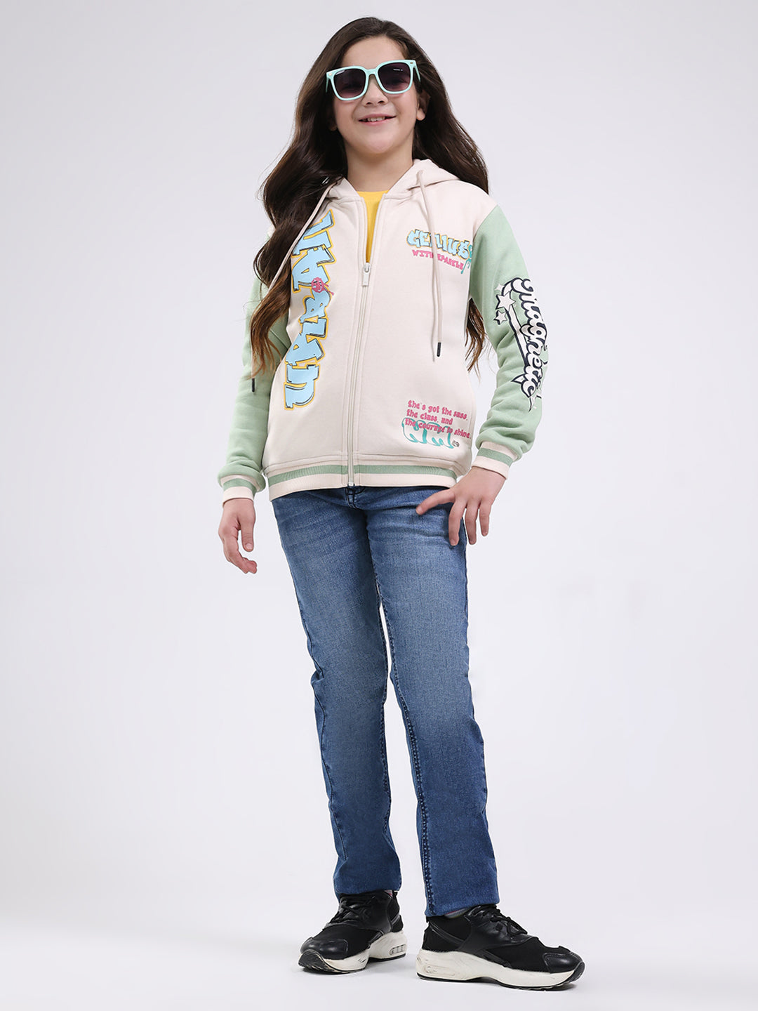 Girls Cream Printed Hooded Full Sleeve Sweatshirt