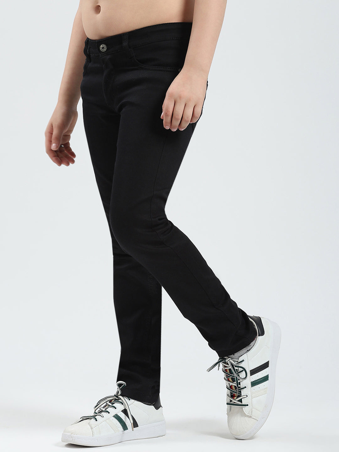 Boys Black Solid Slim Fit Denim