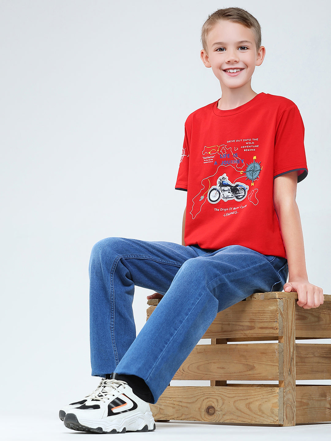 Boys Blue Solid Straight Fit Denim