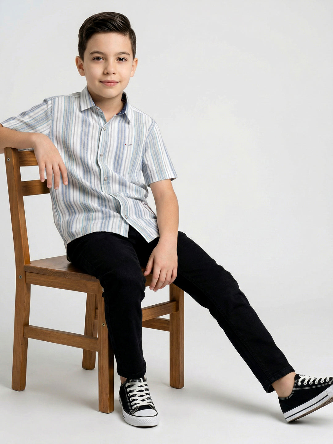 Boys White Stripe Collar Half Sleeve Shirt