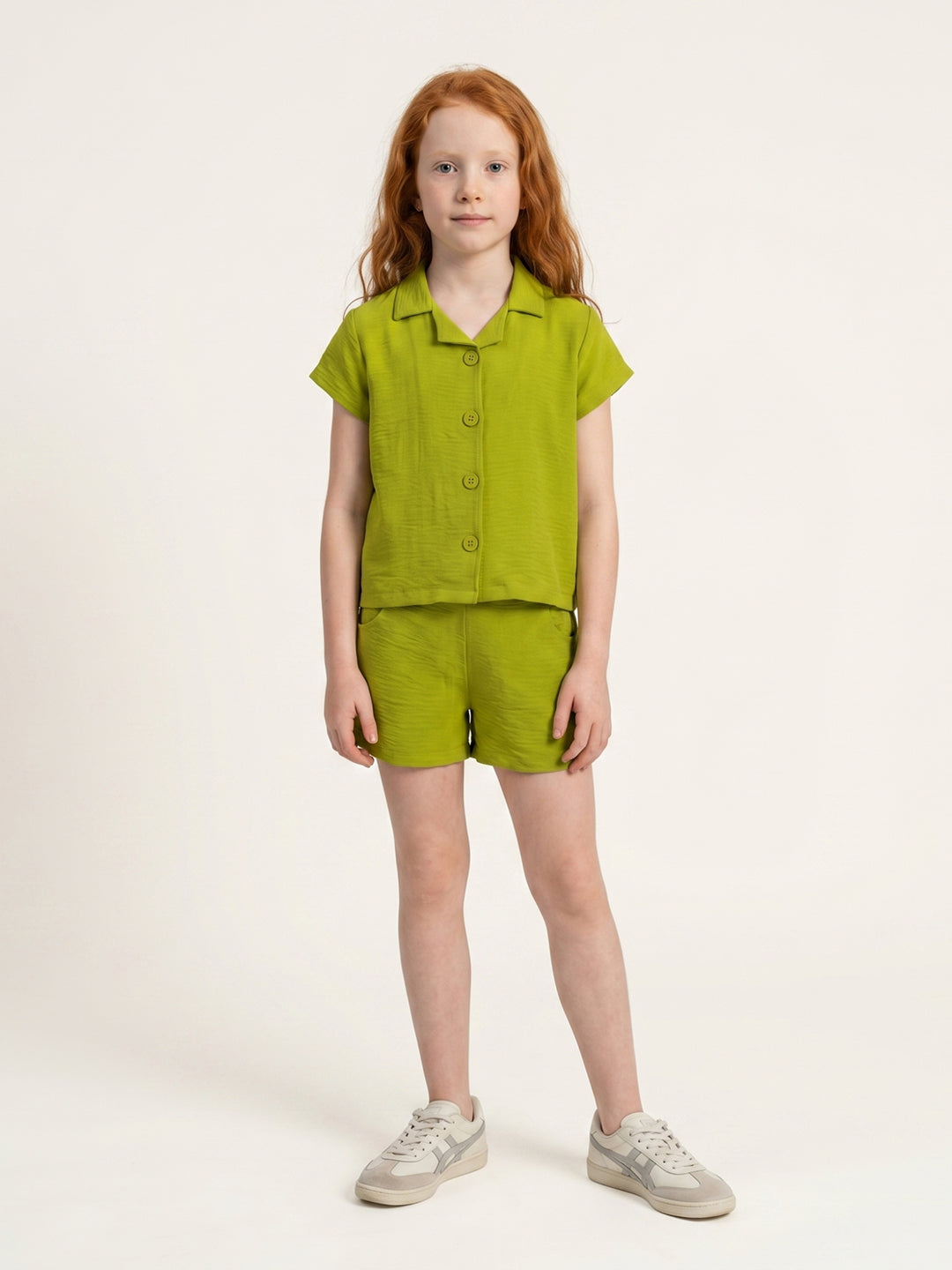 Girls Green Solid Round Neck Half Sleeve Cords Set