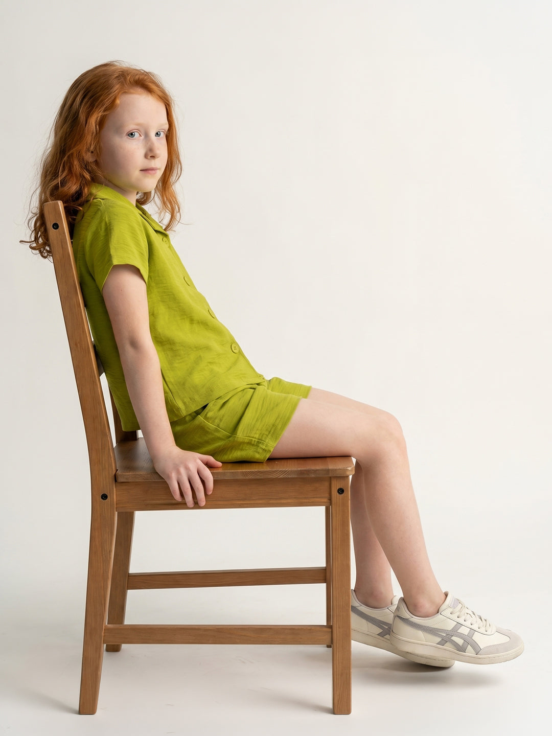 Girls Green Solid Round Neck Half Sleeve Cords Set
