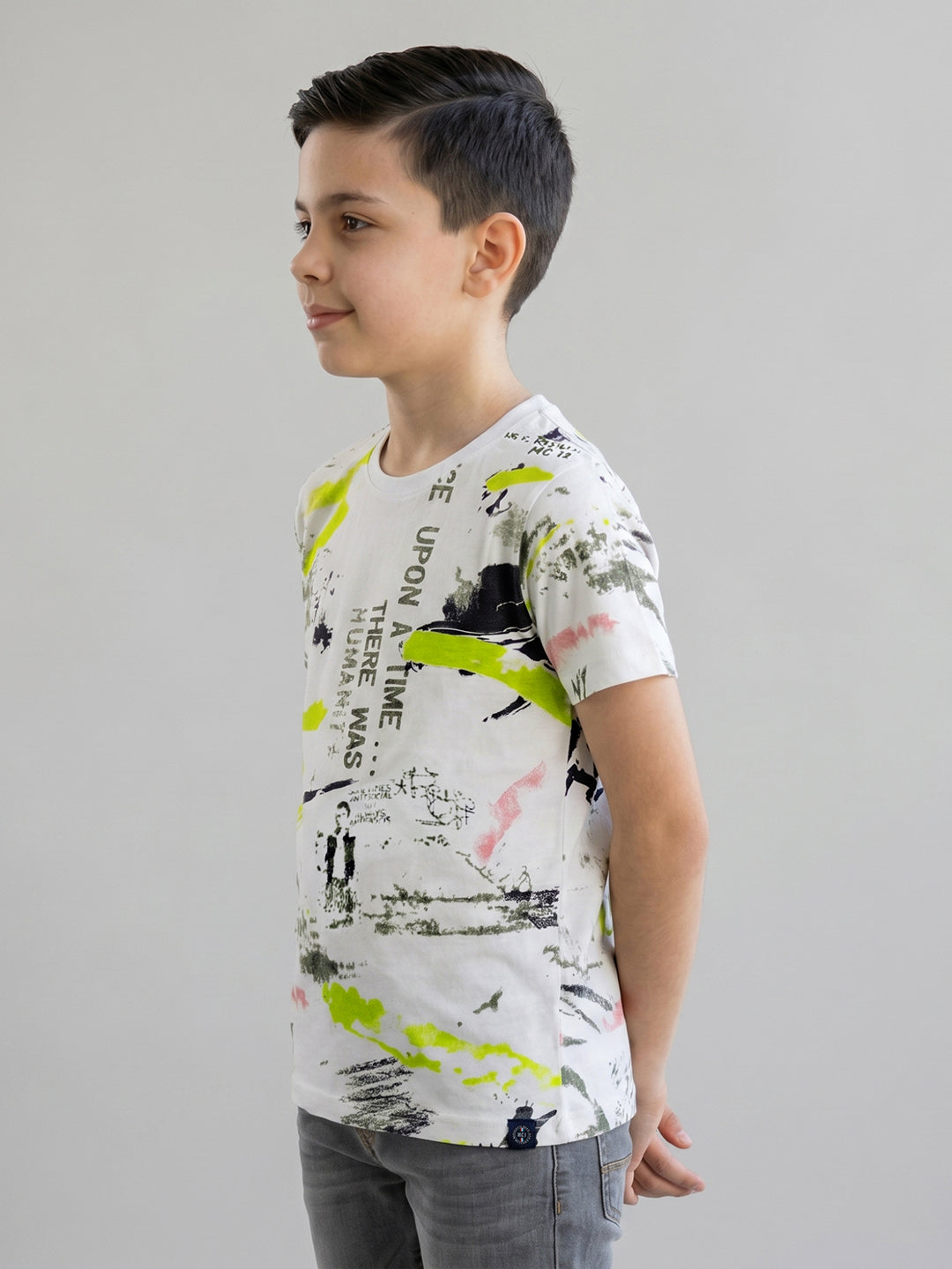Boys White Printed Round Neck Half Sleeve T-Shirt