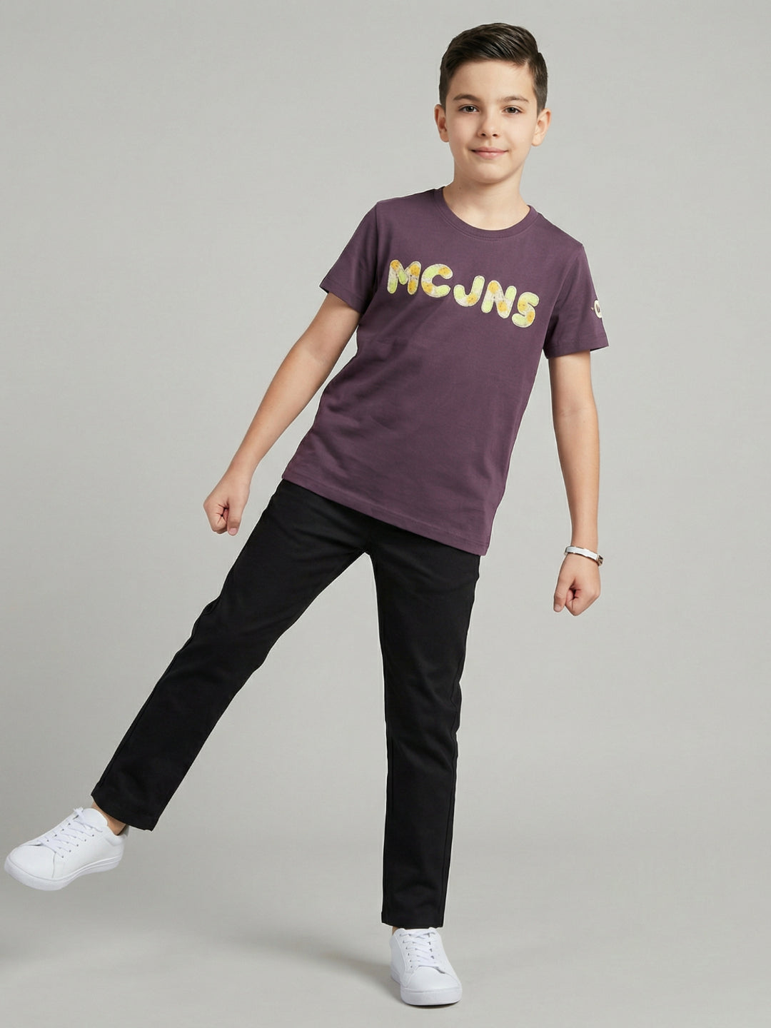 Boys Mauve Embroidered Round Neck Half Sleeve T-Shirt