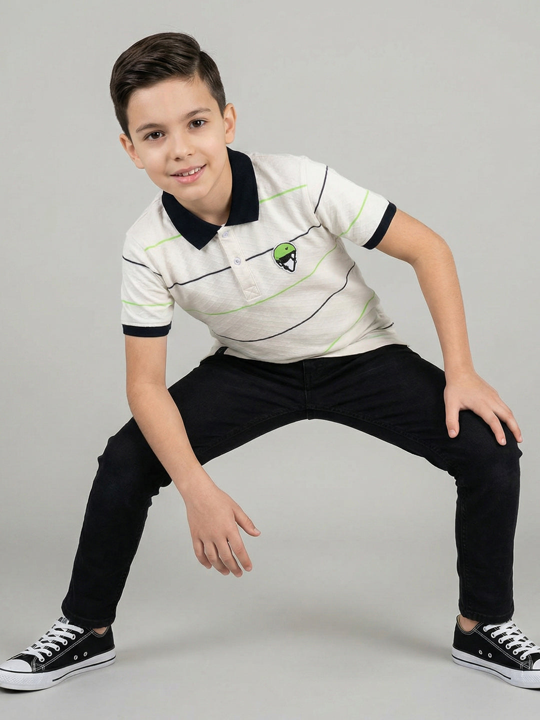 Boys White Stripe Collar Half Sleeve T-Shirt