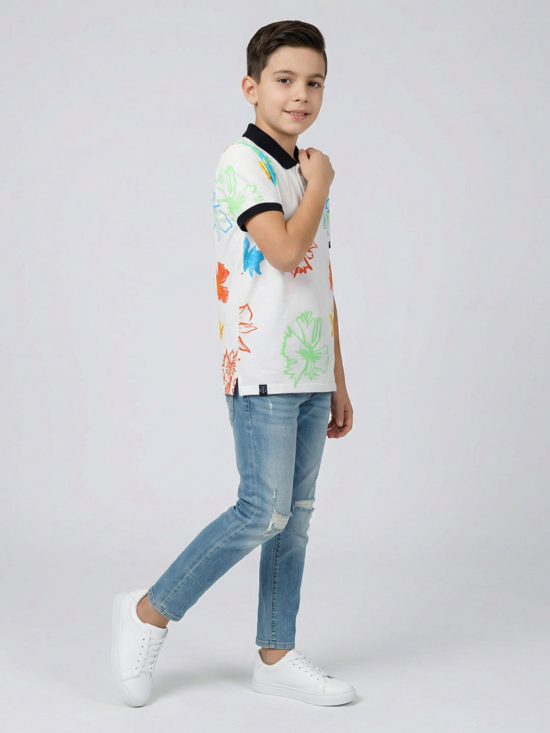 Boys White Printed Collar Half Sleeve T-Shirt
