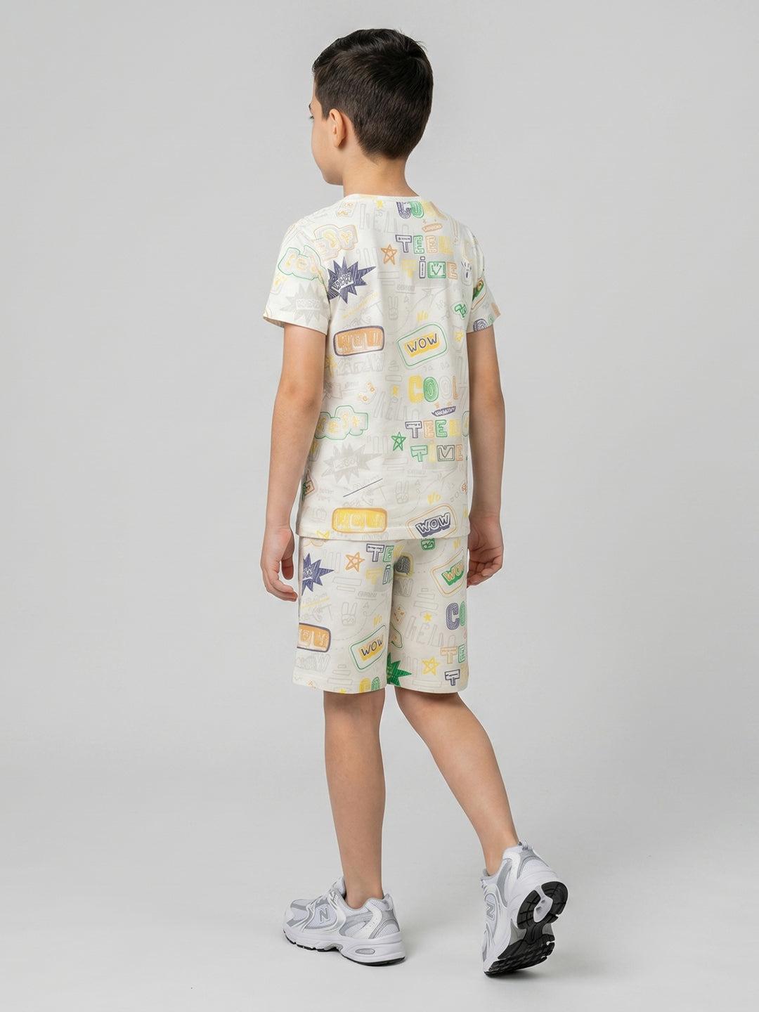 Boys Off White Printed Round Neck Half Sleeve Cords Set