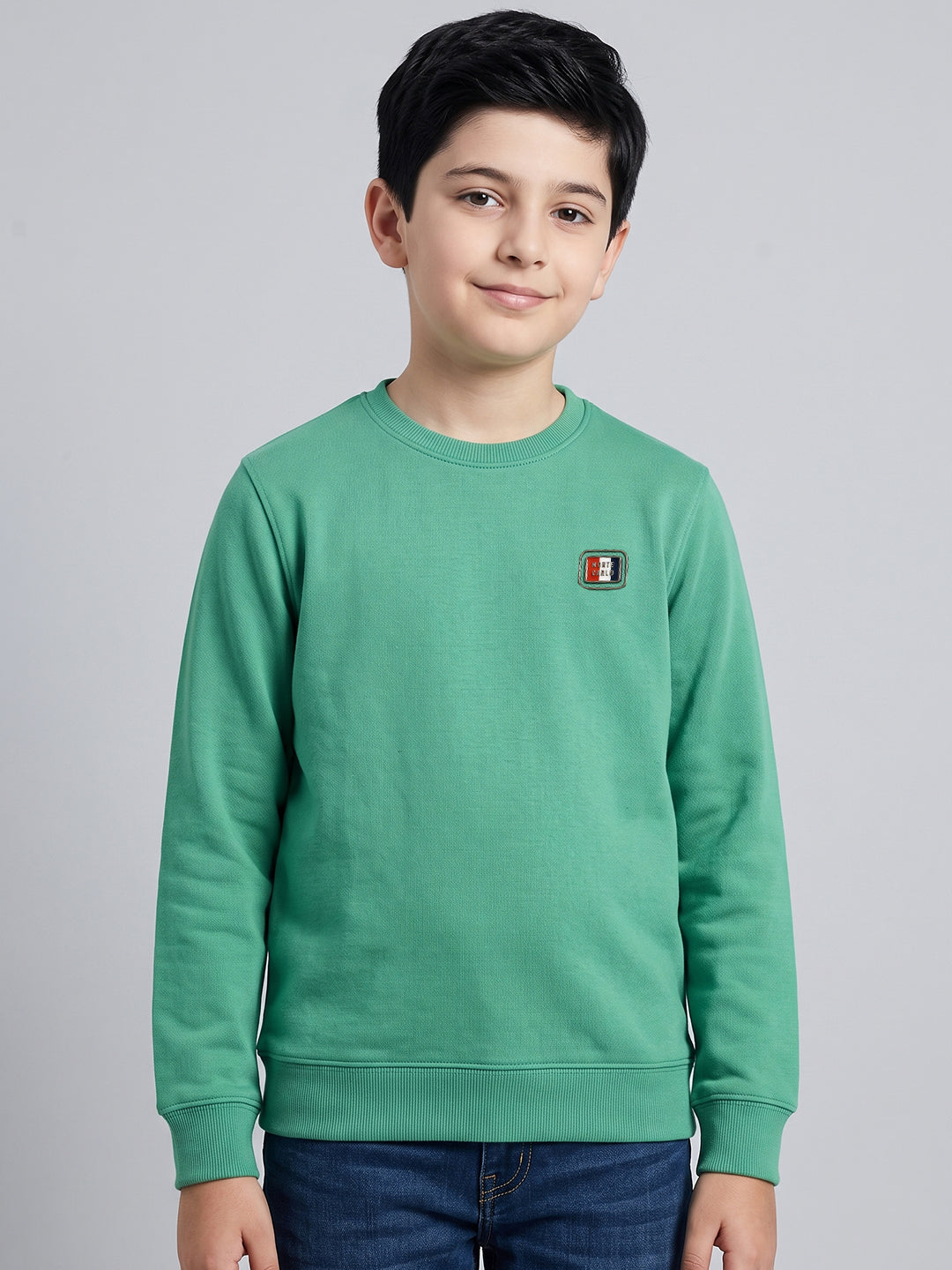 Boys Green Solid Round Neck Full Sleeve Sweatshirt