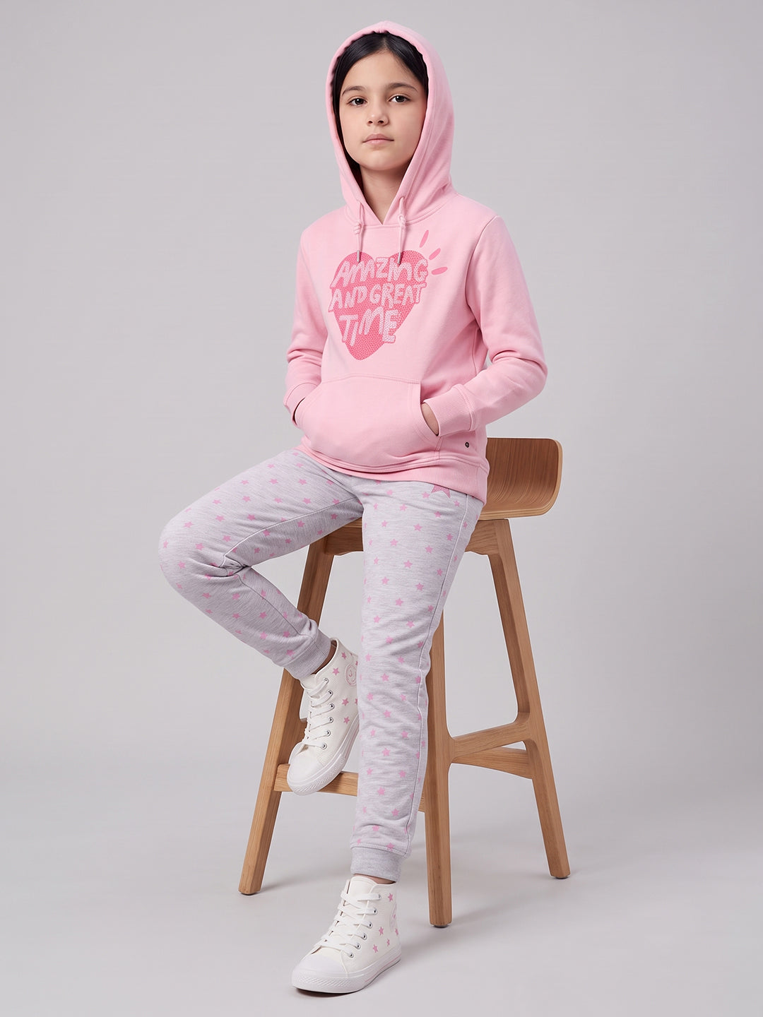 Girls Pink Printed Hooded Full Sleeve Sweatshirt