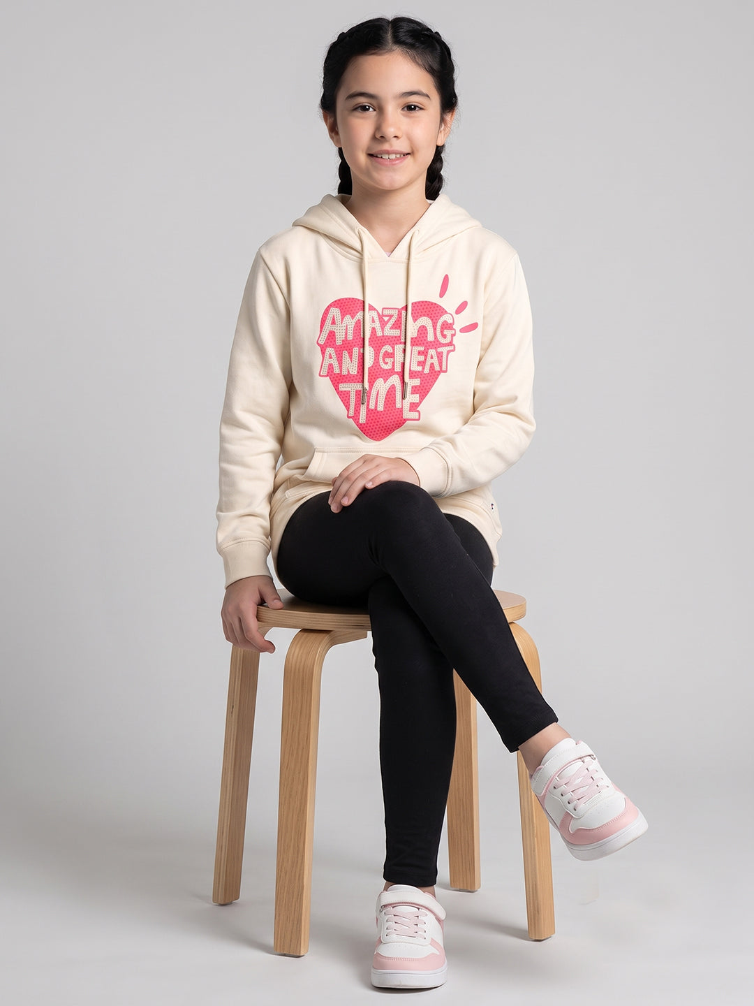 Girls Cream Printed Hooded Full Sleeve Sweatshirt